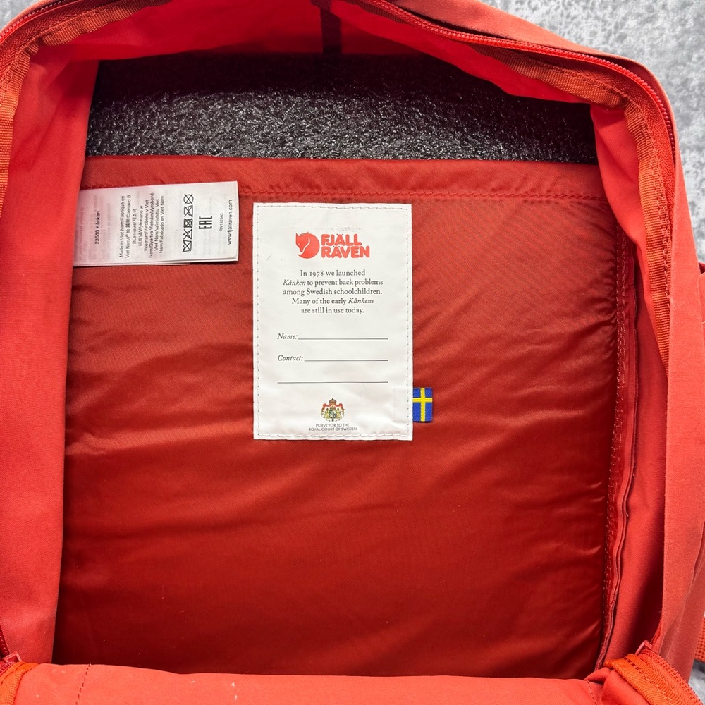 Fjallraven Kånken Backpack in Rowan Red - Picture 6 of 14